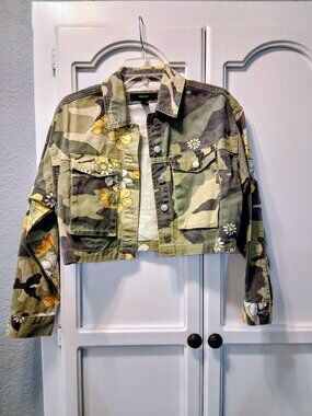 Camouflage cropped Jacket